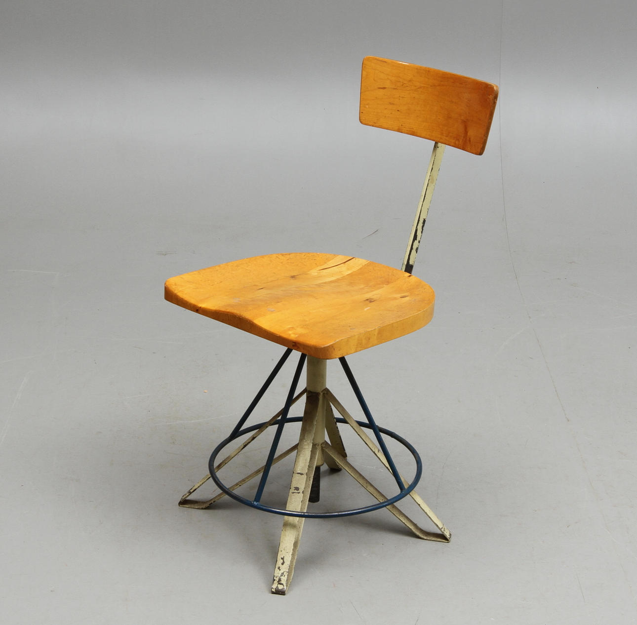 ARBETSSTOL, "Hemastolen", Industristolar AB, Stockholm, 1950-tal.