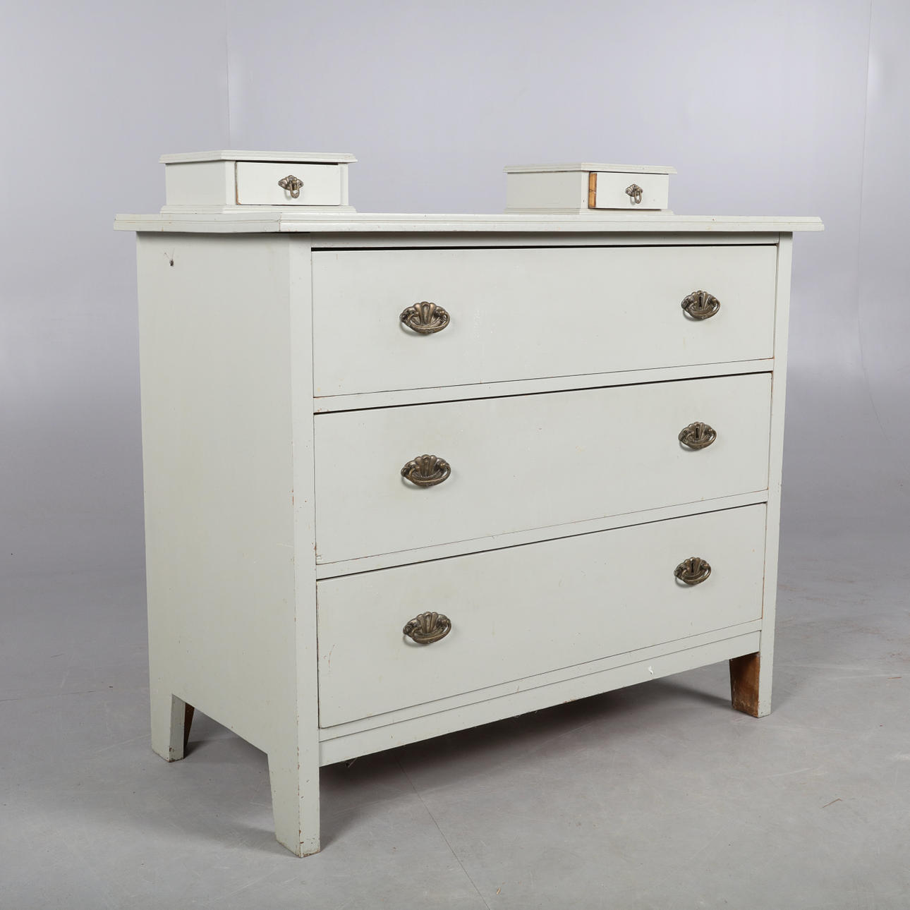 Kommode, lackiert, Kiefer.