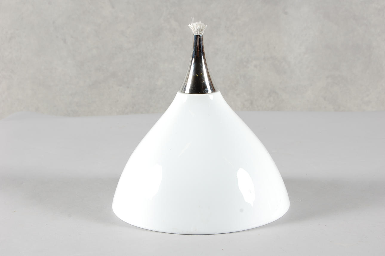 LJUSLYKTA, porslin, design Eva Solo.