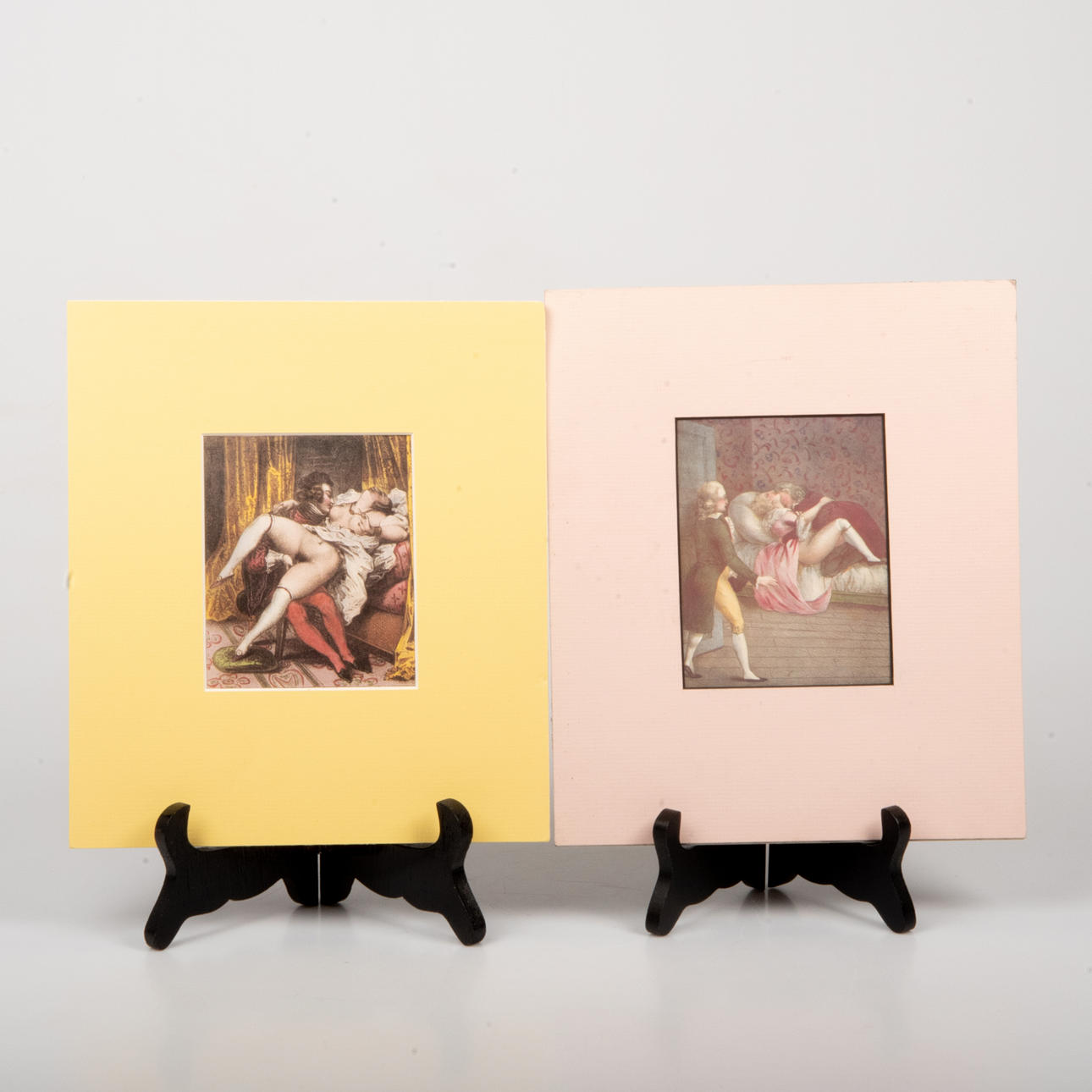 ESTAMPAS ERÓTICAS, 2 piezas, supuestamente de Francia.