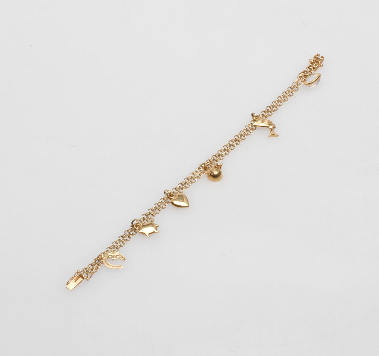 ARMBAND, 18k guld, vikt ca 10 gram.