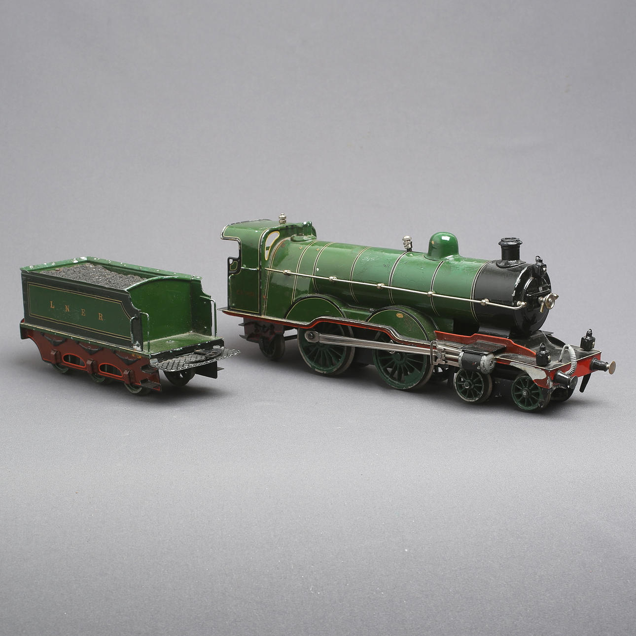 MÄRKLIN CE 1021 LNER clockwork locomotive with tender, gauge one, Spur ...