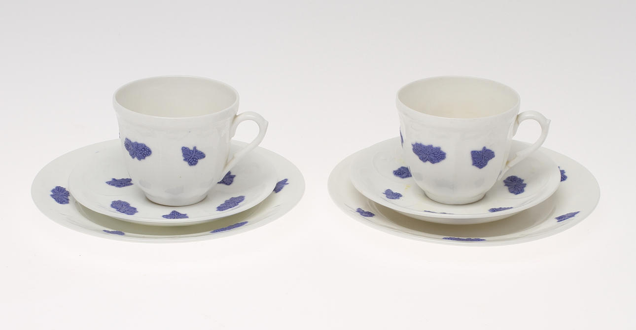 KAFFESERVISDELAR, ca 22 delar, "Blå blom", Gustavsberg.