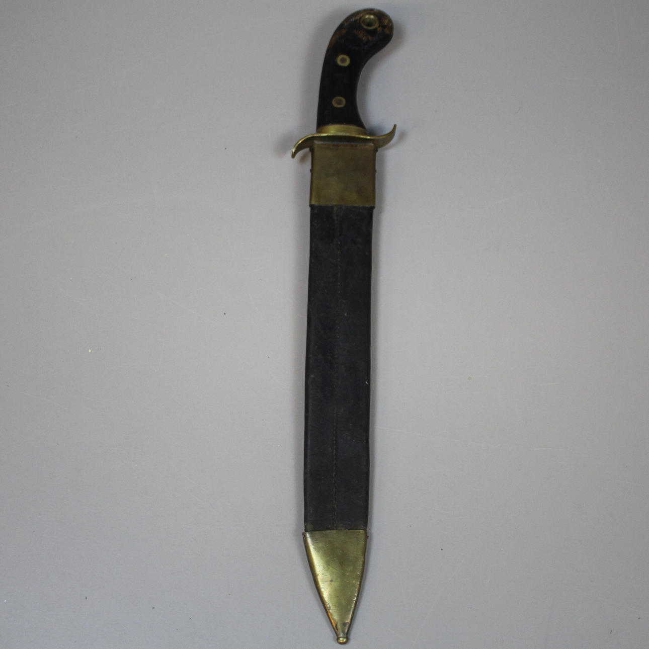 FASKIN KNIV med enægget klinge.