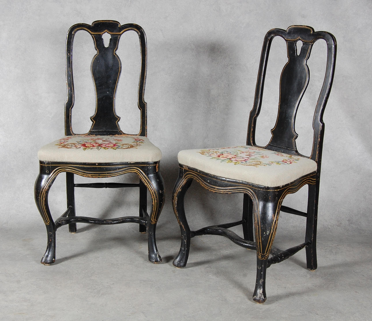 STOLAR, 1 par, rokoko,1700-tal, med ägarinitialer, JAS, 1 st märkt 1780.