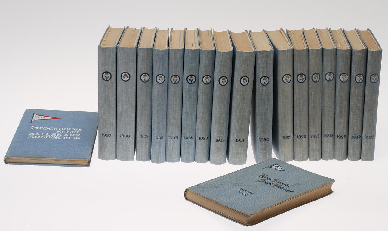 BÖCKER, Kungl. Svenska Segel Sällskapet 1922 - 1939 samt Stockholms Segel Sällskaps Årsbok 1939.