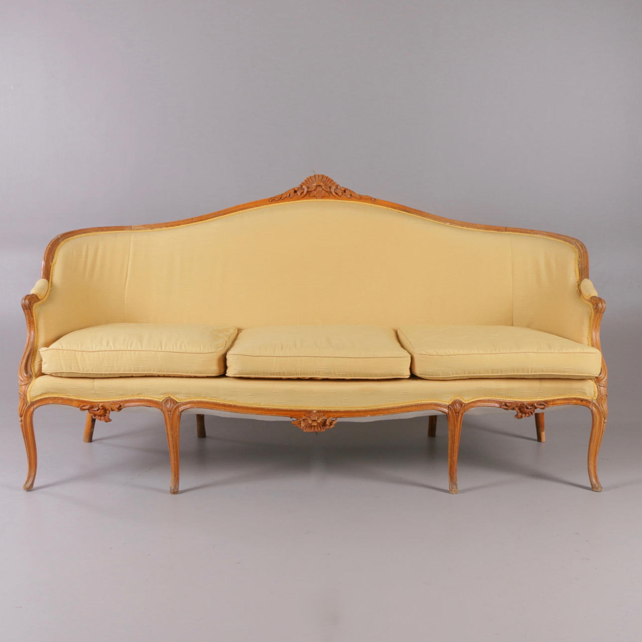 SOFA, ranskalainen rokokoo.