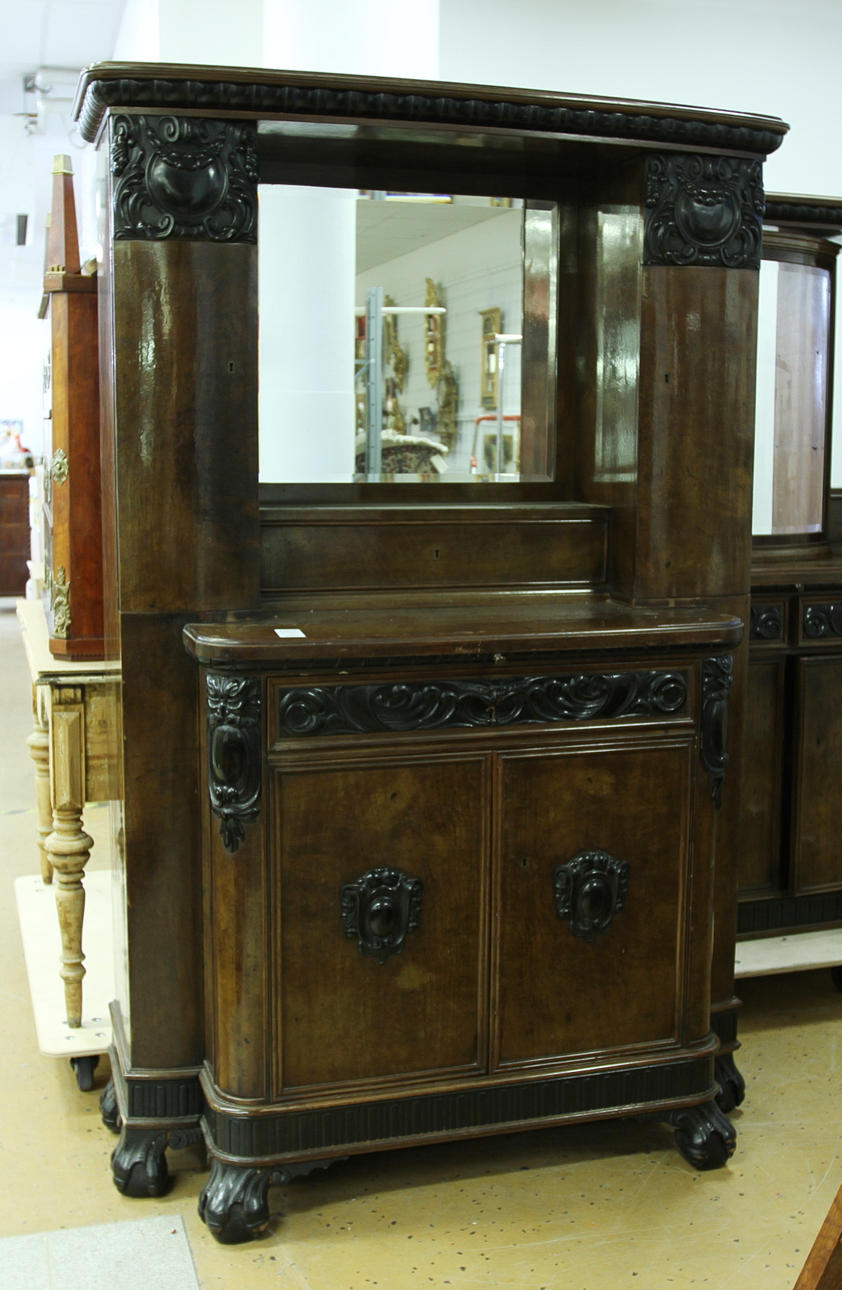 SKÅP, mellaneuropa, tidigt 1900-tal.