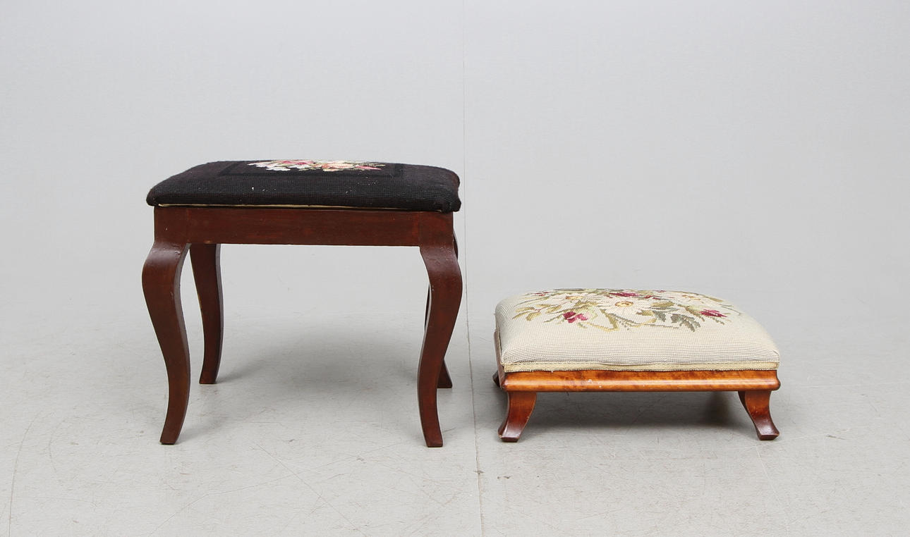 PALLAR, 2 st, rokokostil, 1900-talets första hälft.