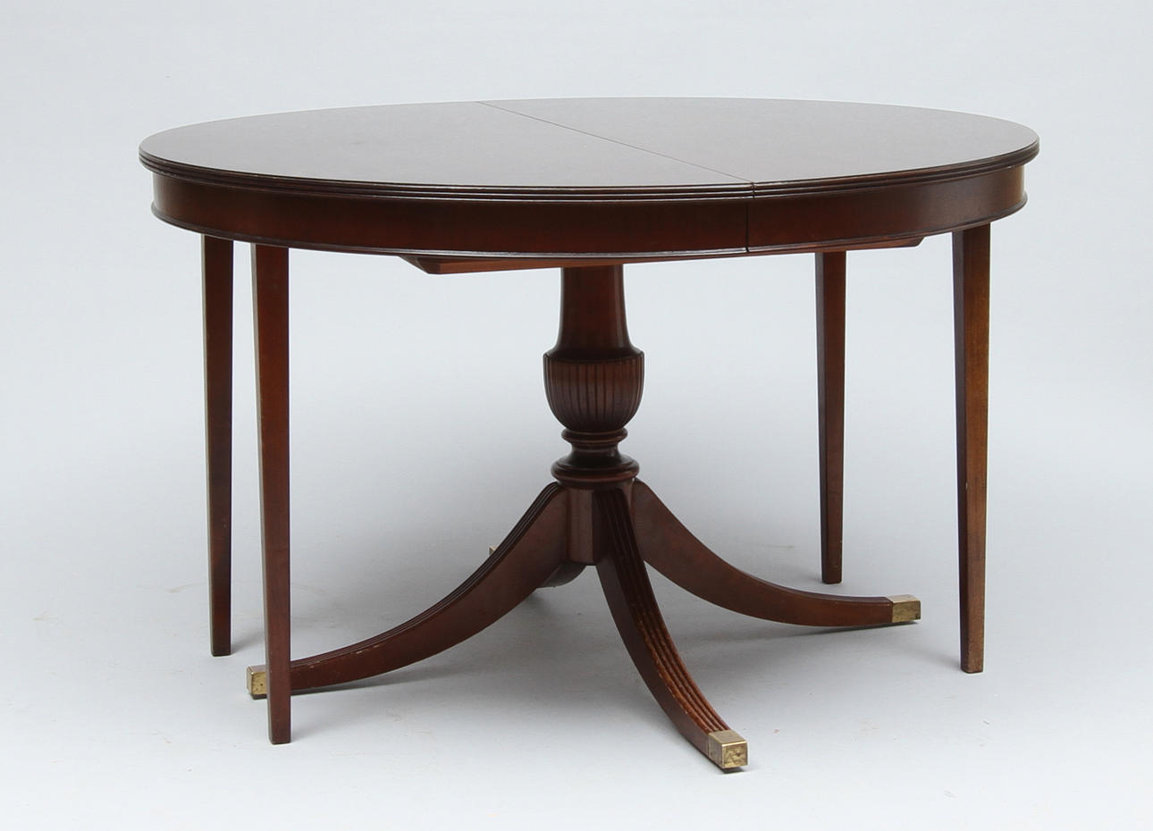 BORD, engelsk 1700-tals stil, 1900-tal.