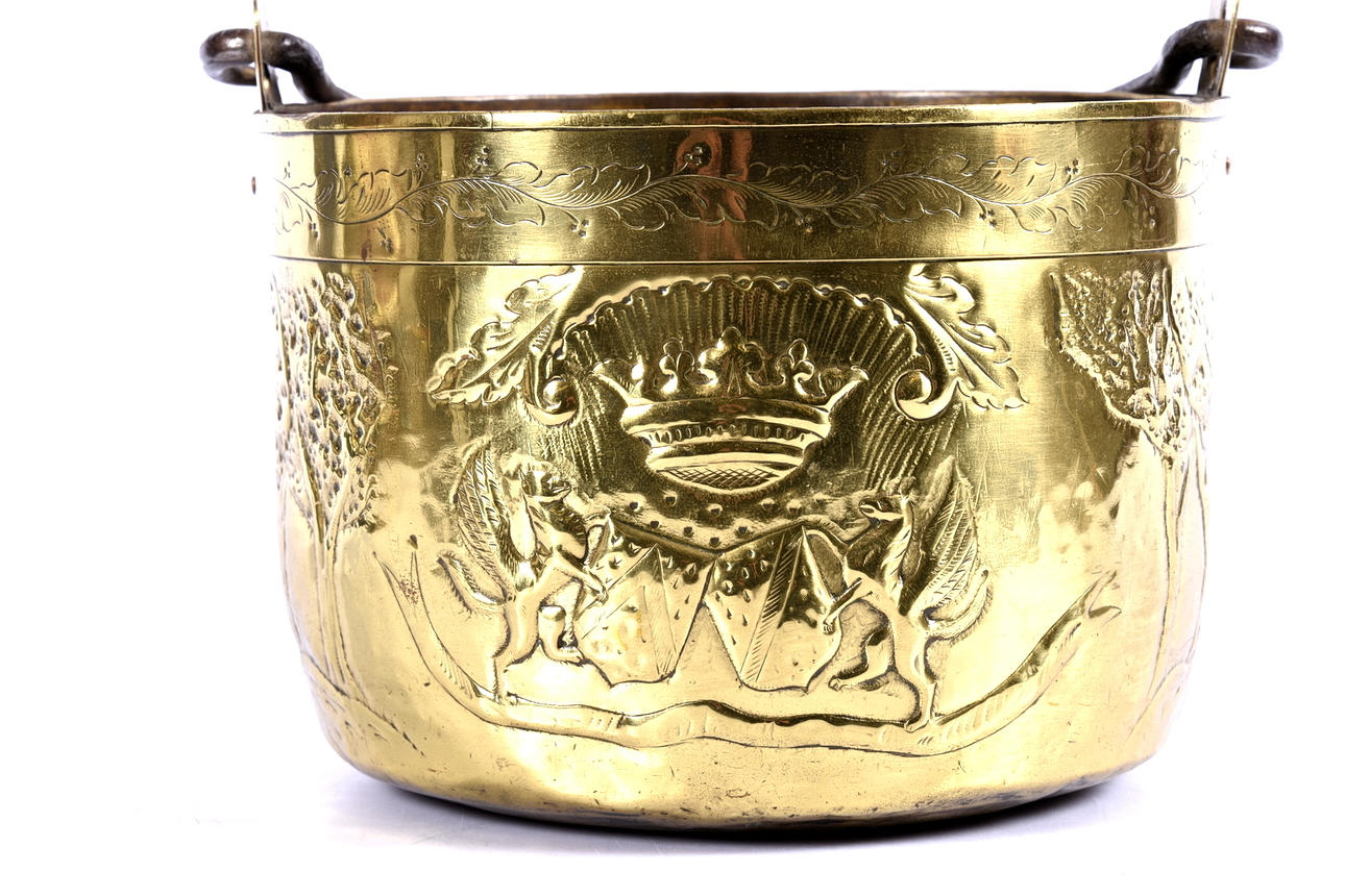 GRYTA, mässing, 1700-tal.