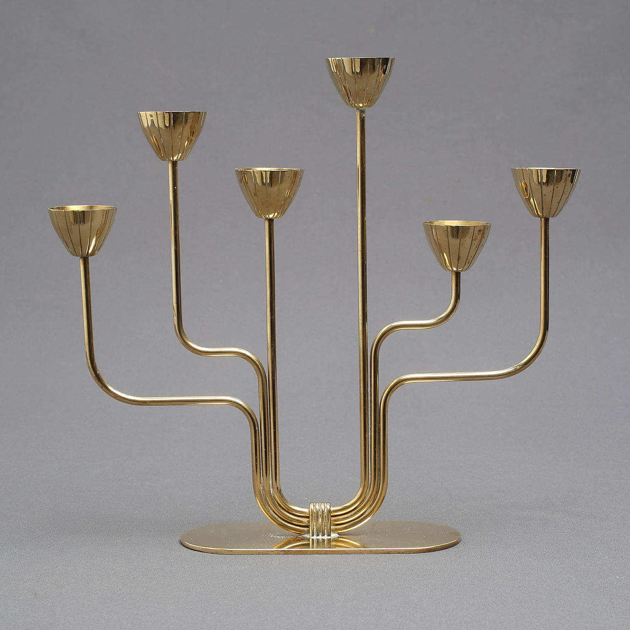 CANDELABRO, latón, Gunnar Ander, Ystad Metall, 1900.