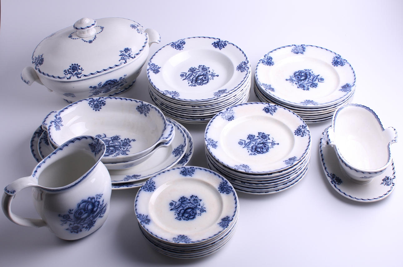 MATSERVIS, 46 delar, porslin, Bukett - Gustavsberg.