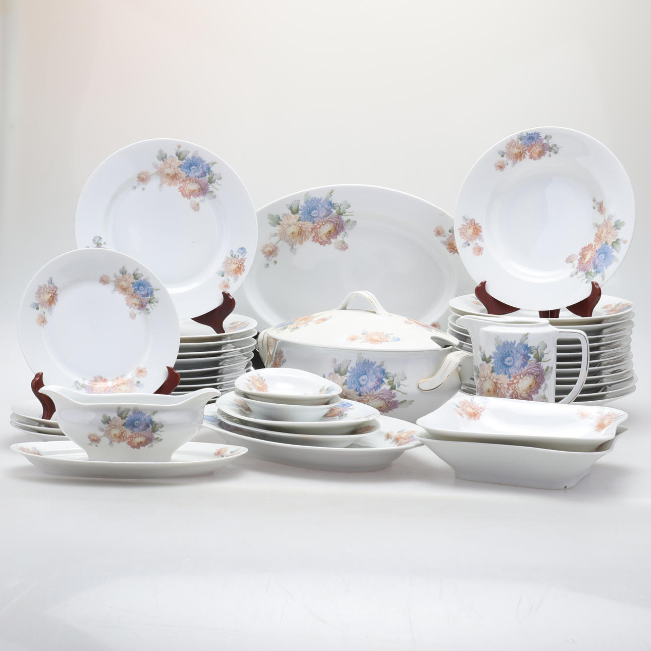 SERVICE, Epiag Royal, Made in Czechoslovakia.