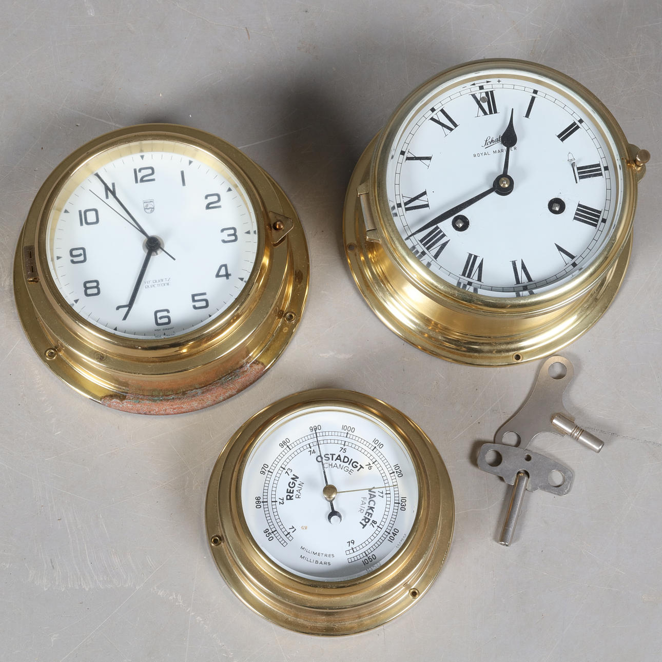 BAROMETER,SHIP CLOCK,CLOCK, Royal mariner,HF Quartz, Germany.