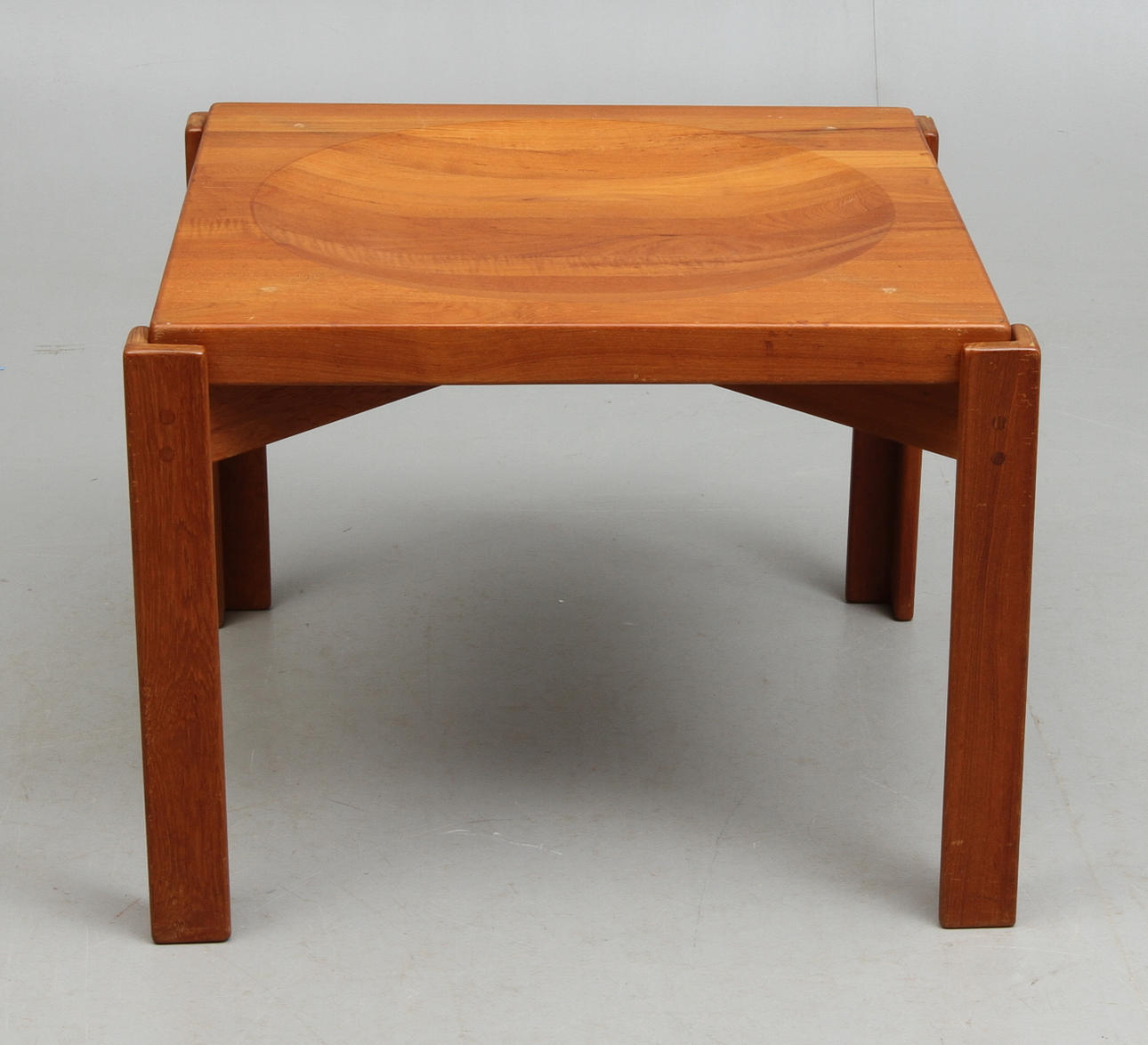 BORD/FRUKTBORD, Jens H Quistgaard, 1900-tal.