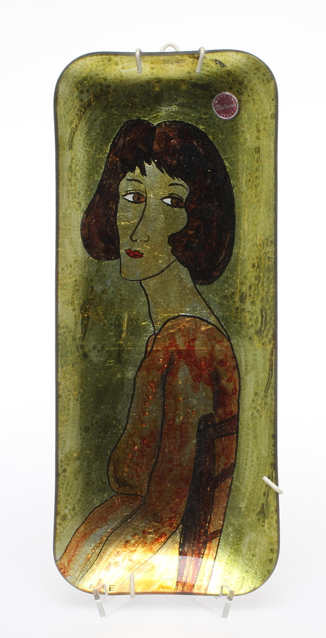 VÄGGPLAKETT, bemålat glas, etikettmärkt Murano monogramsignerad AGE. 1900-tal.