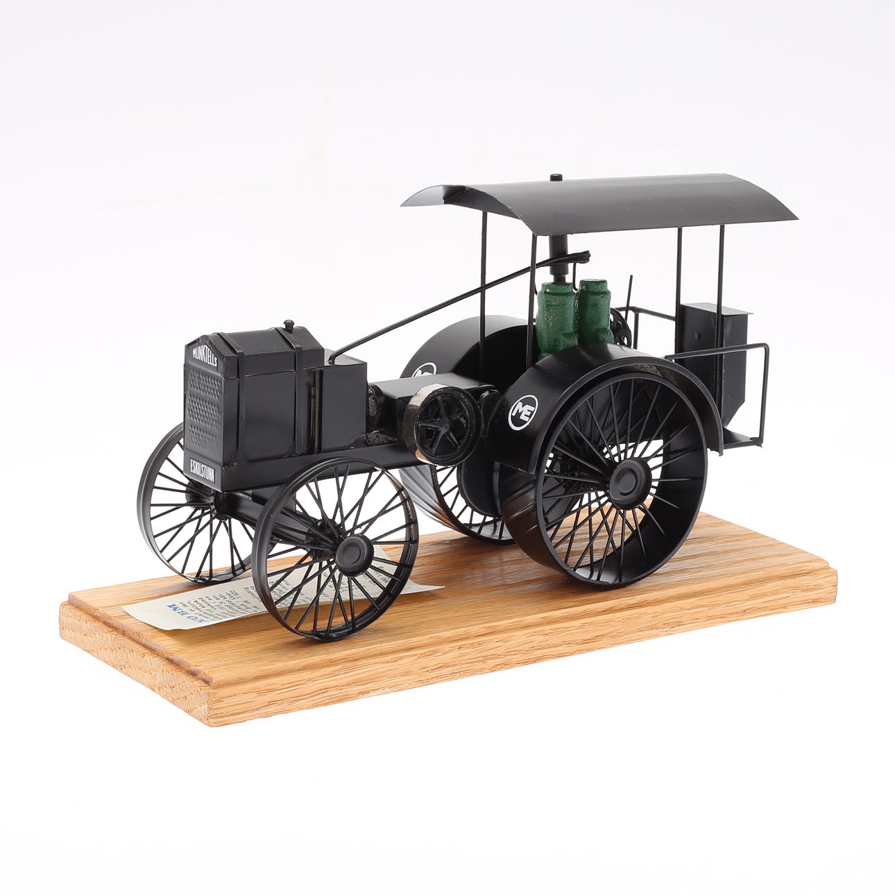 MODELL TRAKTOR, Volvo BM.