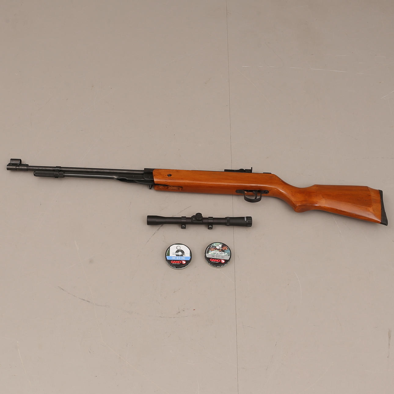 LUFTGEVÄR. KIKARSIKTE.