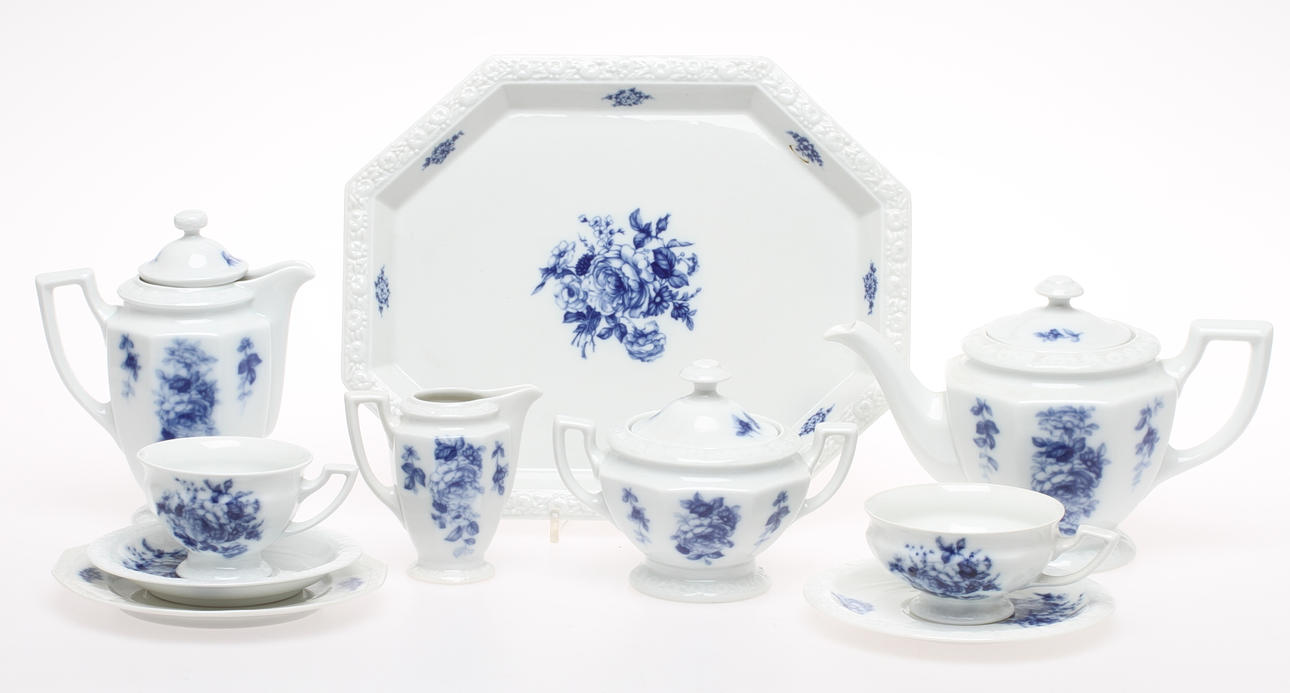 KAFFE- och TESERVIS, ca 41 delar, porslin, "Maria" Rosenthal.