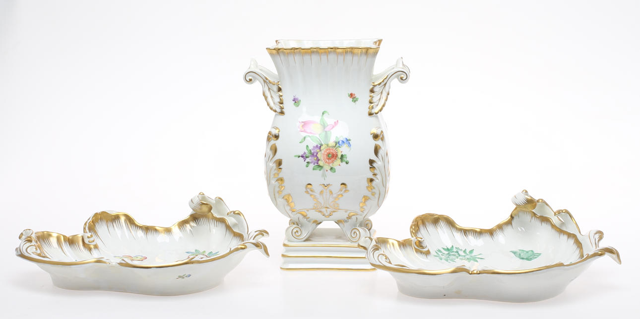 FAT, 2 st och VAS, porslin, Herend.