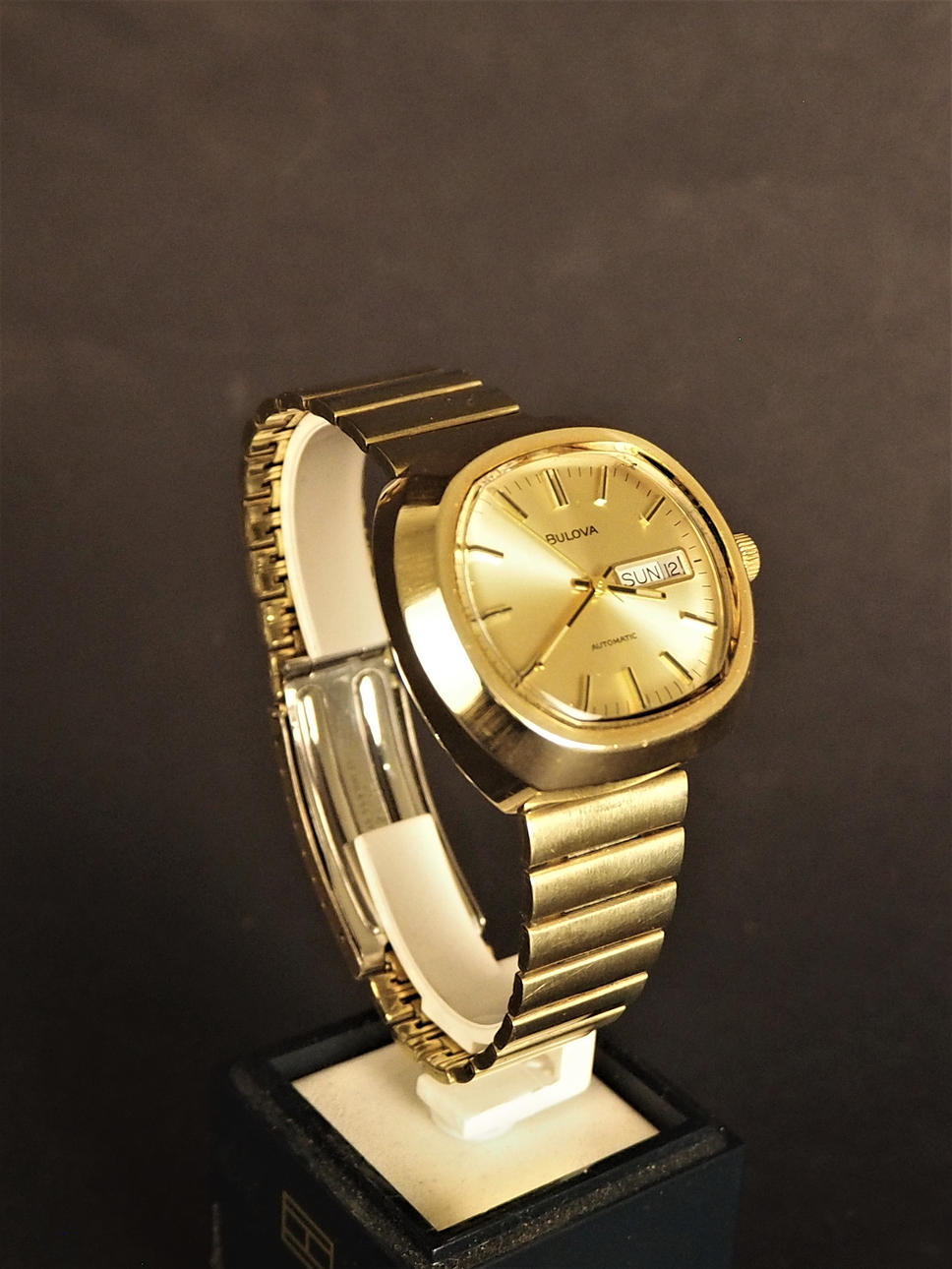 BRACELET WATCH, "BULOVA", automatic.