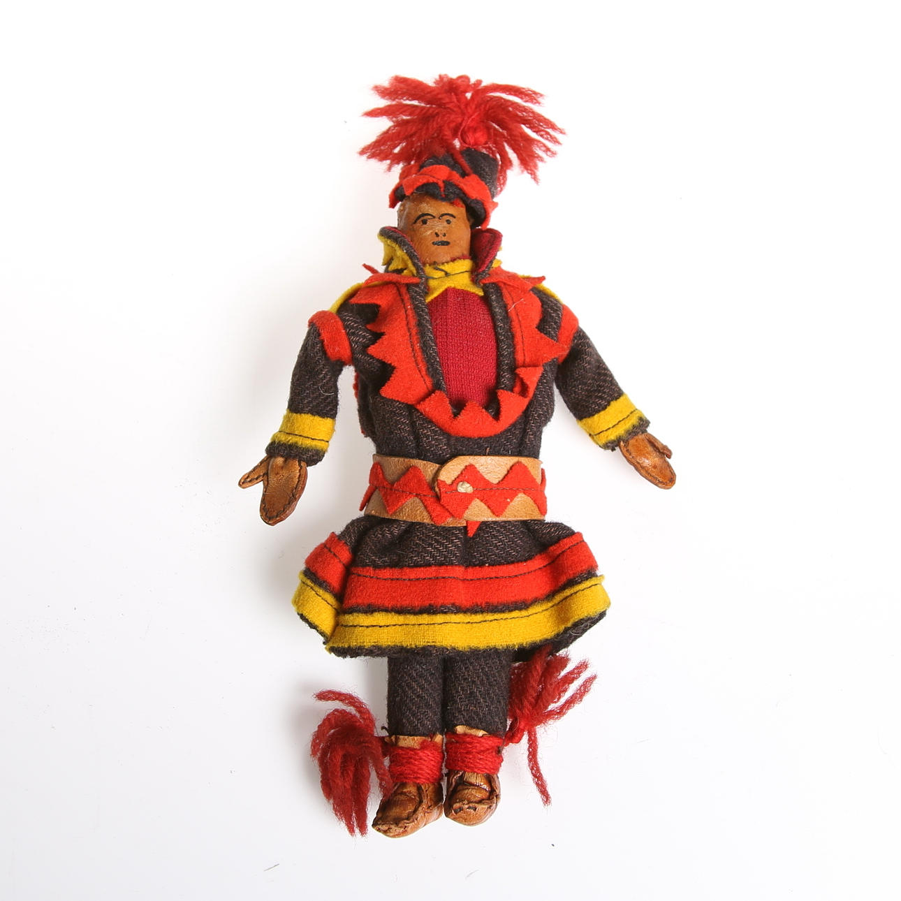 FIGUR / DOCKA, tyg & skinn, tillverkad i Karesuando, 1930/40-tal.