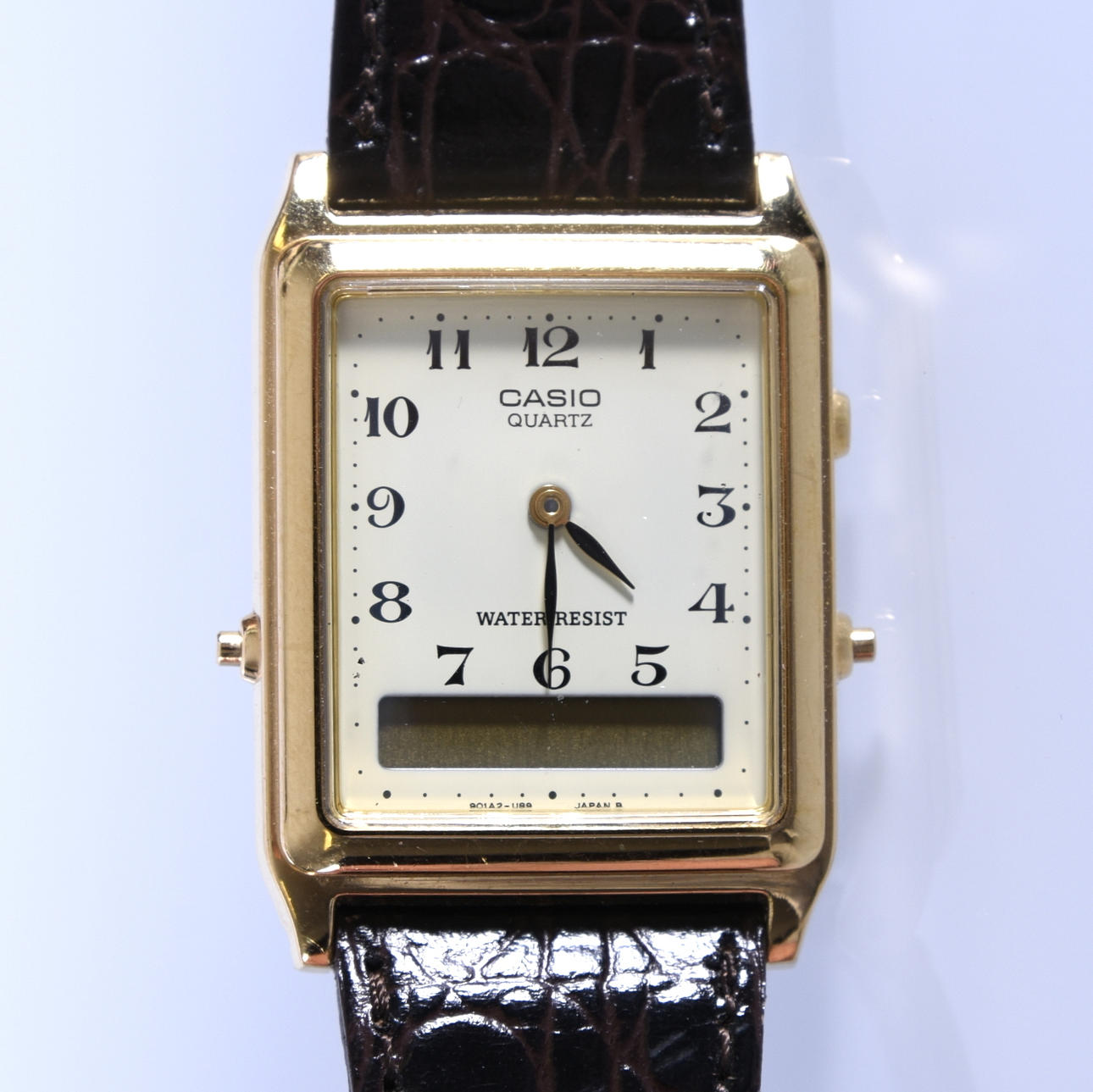 DAMARMBANDSUR, Casio.