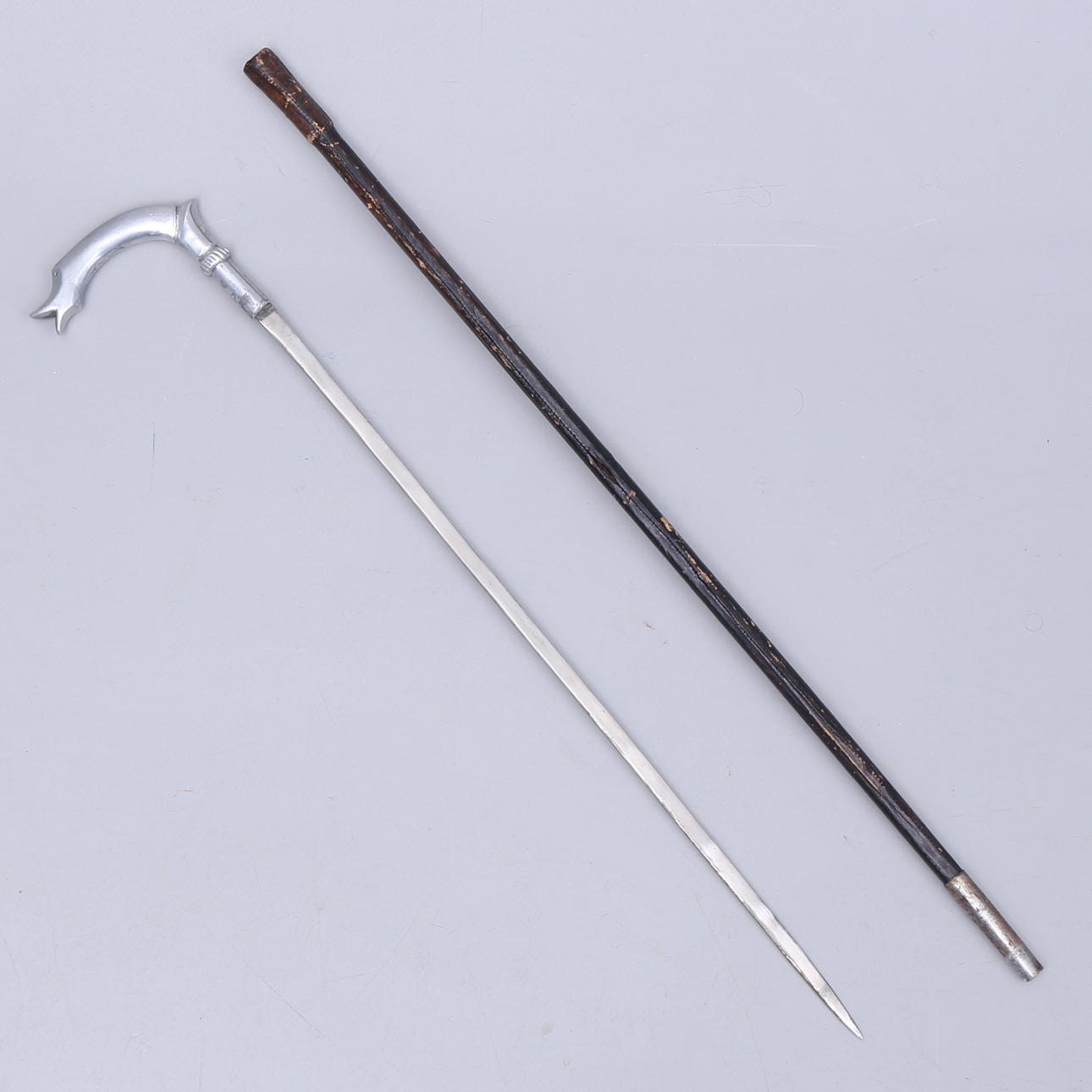 KÄPPSVÄRD, metall, trä, läder.