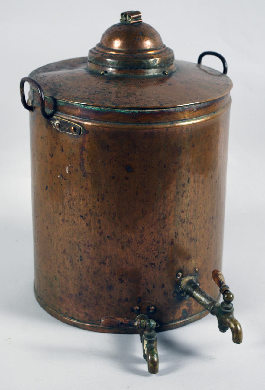 VÄTSKEBEHÅLLARE för dubbla vätskor, koppar, 1800-tal.