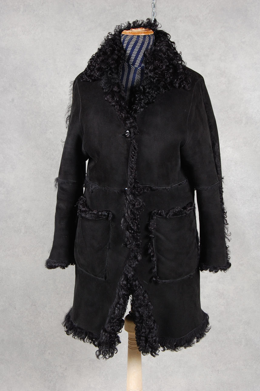 KAPPA, lammskinn, Designer Berit Katarina Mohr, Tyskland.