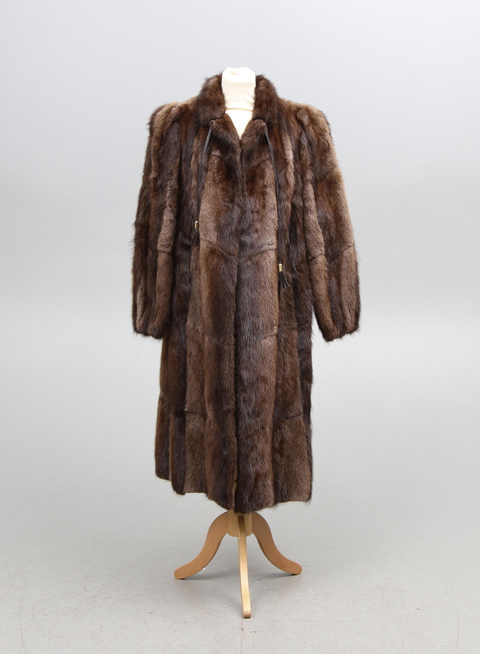 DAMPÄLS samt MUFFAR, 3 delar.