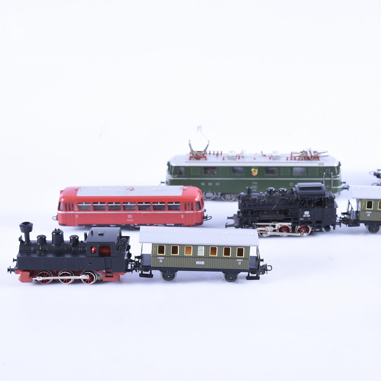 MÄRKLIN, Lok, räls, vagnar samt transformator, 1900-tal.