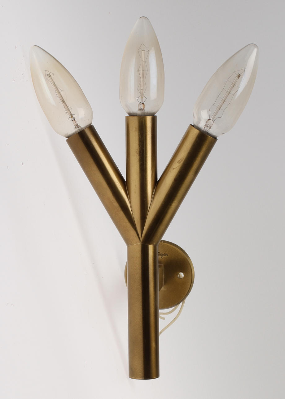 VÄGGARMATURER, mässing, 4 st varav 2 st stmpl Knut Hallgren.