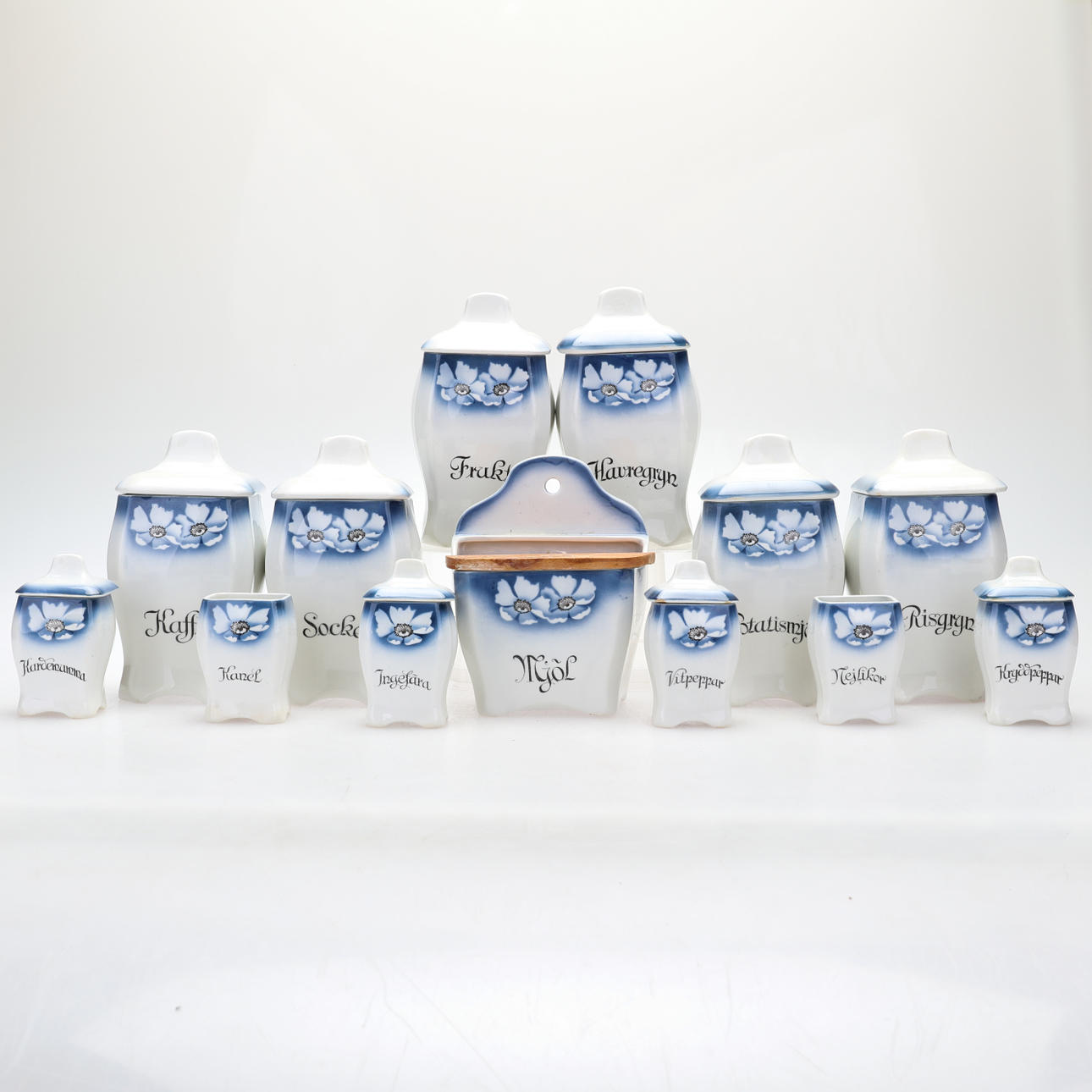 KRYDDBURKAR, porslin,13 delar,Gefle.