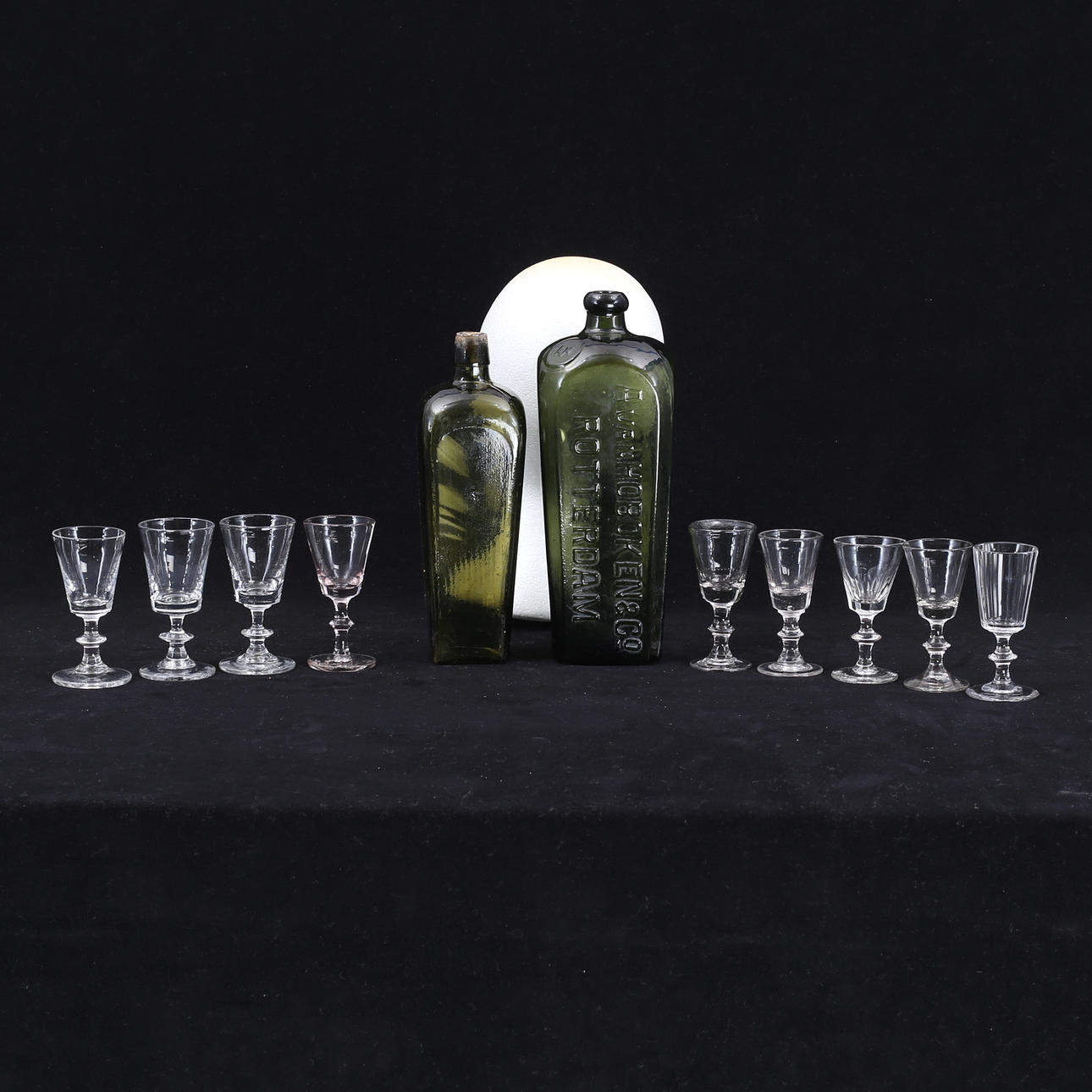 BOTTLES, 2 pcs, Avan Hoboken & Co, Rotterdam and SNAP GLASS, 9 pcs