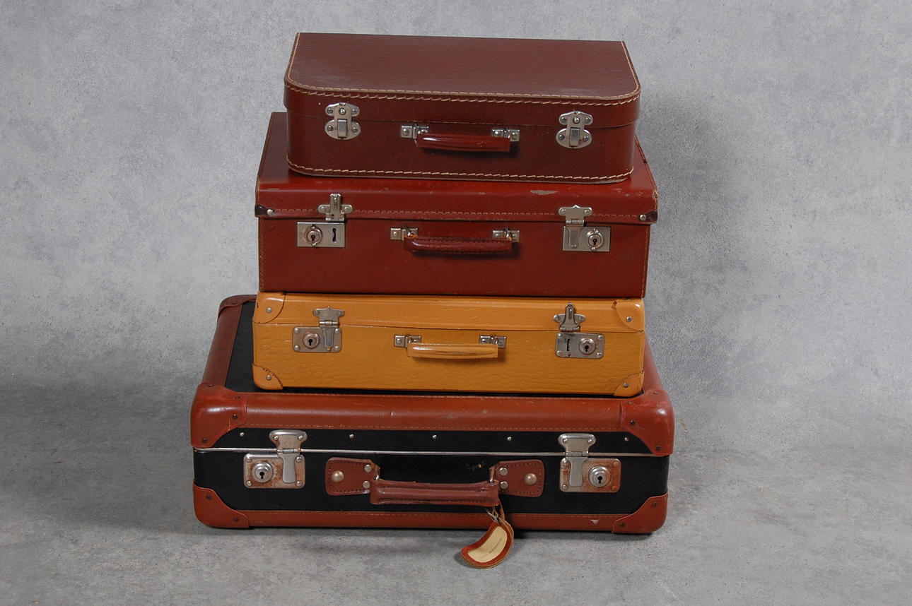 KOFFERTAR, 4 delar, 1900-tal.