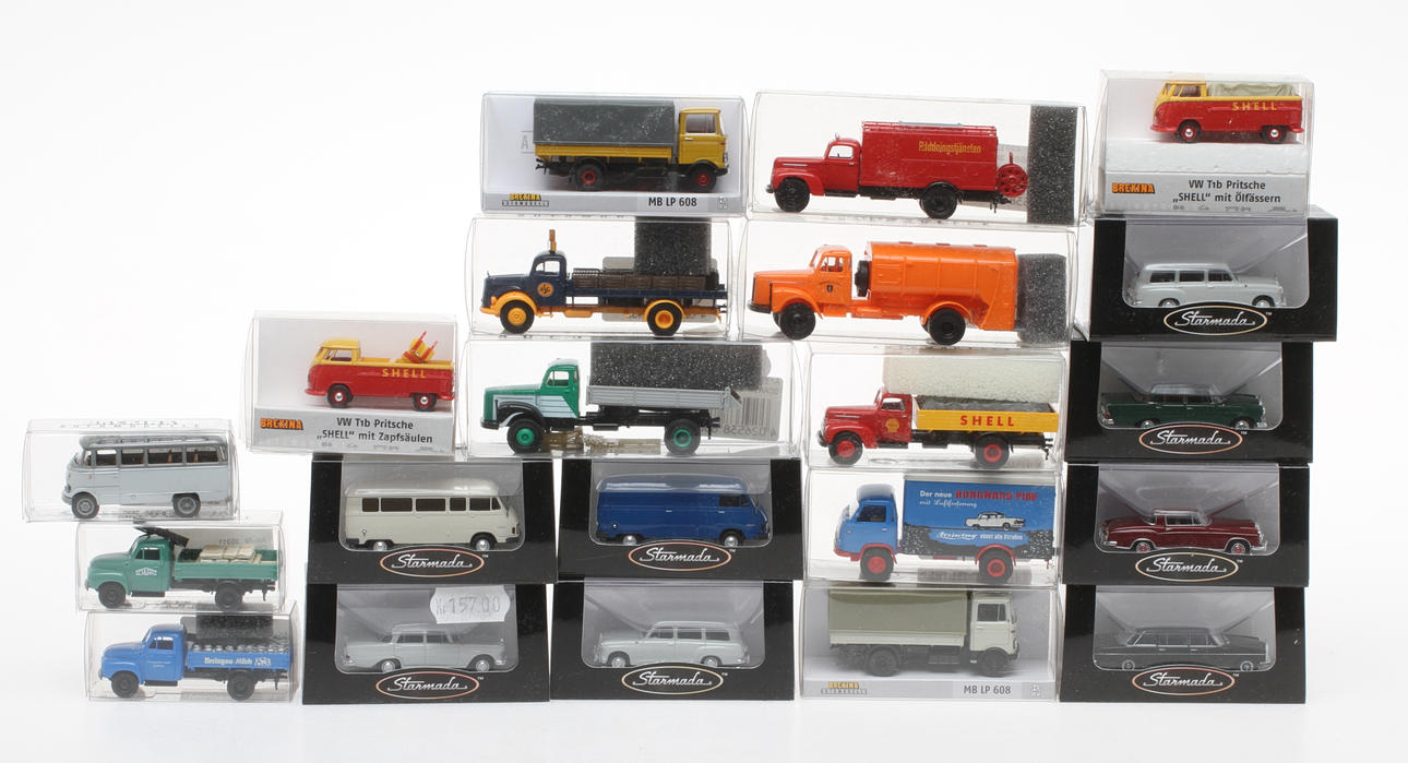 MODELLBILAR BREKINA 21 stycken. Originalkartong.