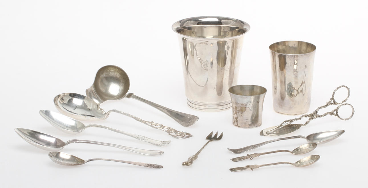 PARTI SILVER, Tot vikt 585 gram.