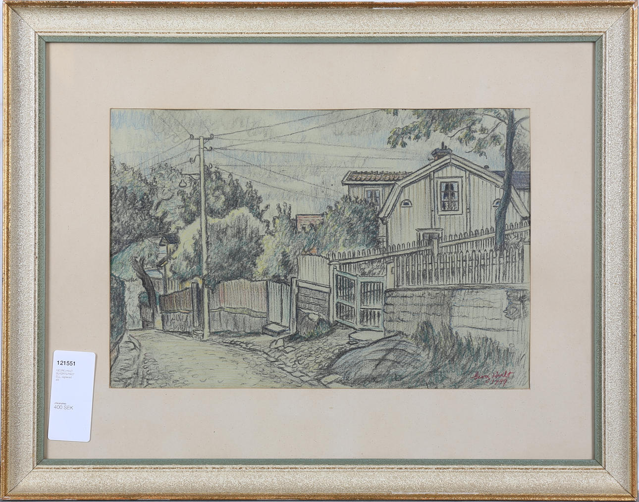 GEORG HULT. Besvärsgatan, Oskarshamn. Blyerts och pastell, signerad och daterad 1949.