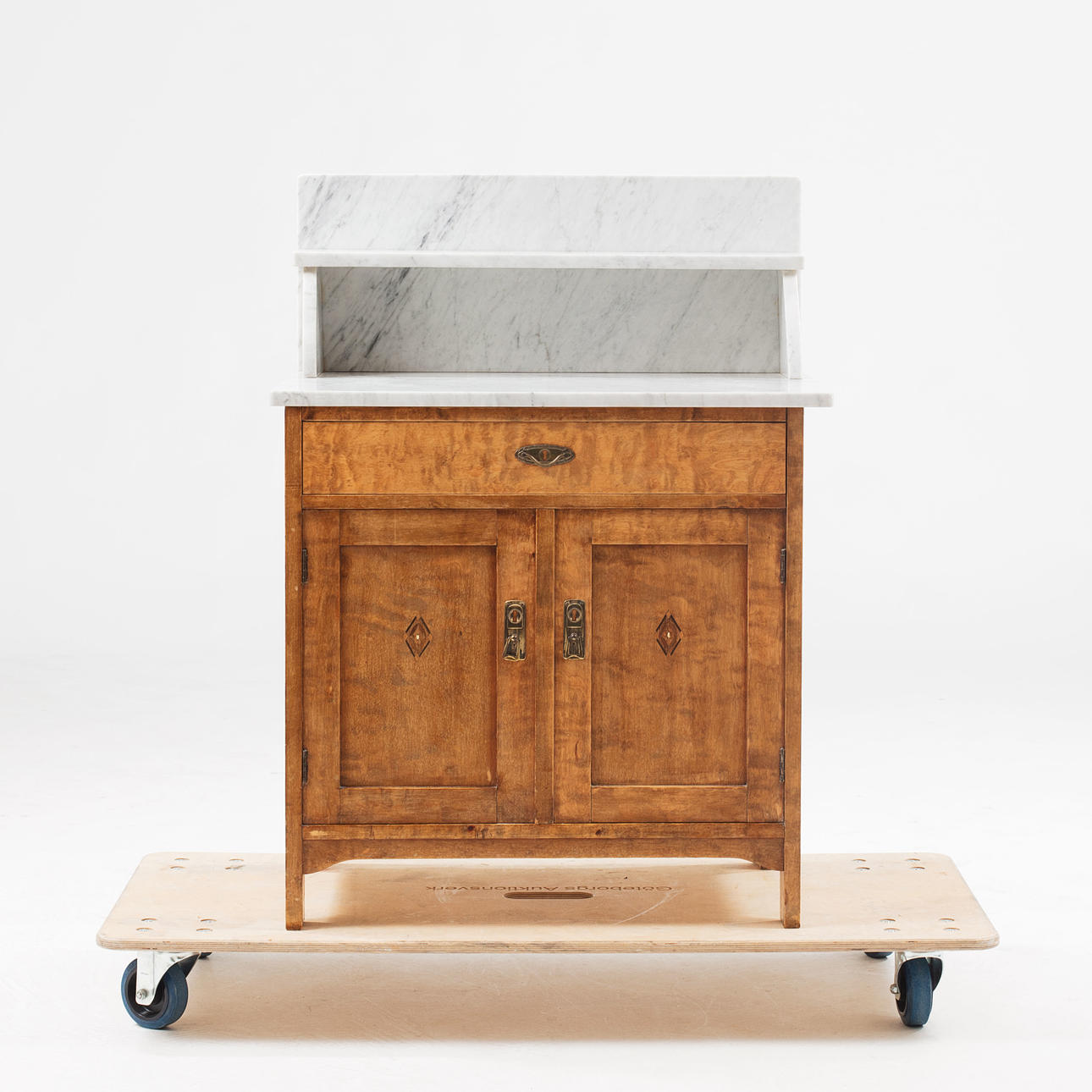 LAVOIR, 1900-talets början.