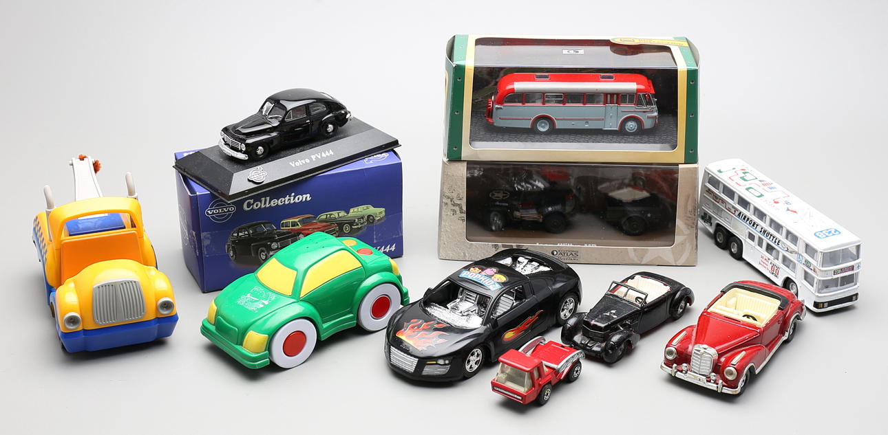 LEKSAKS- och SAMLARBILAR, 10 st.