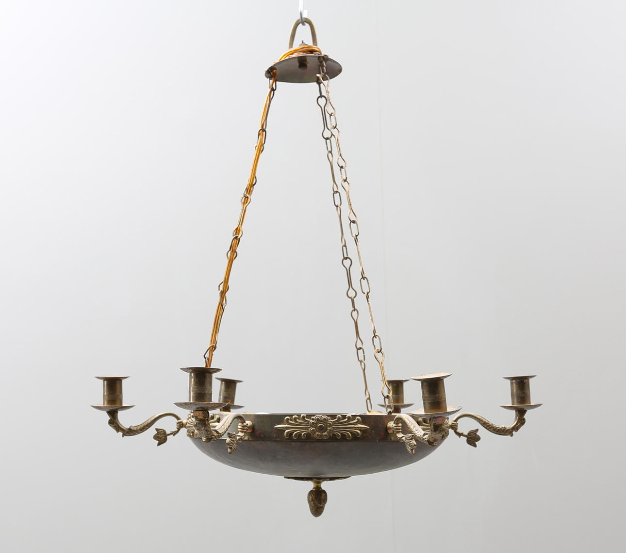 AMPEL, Karl-Johan stil.