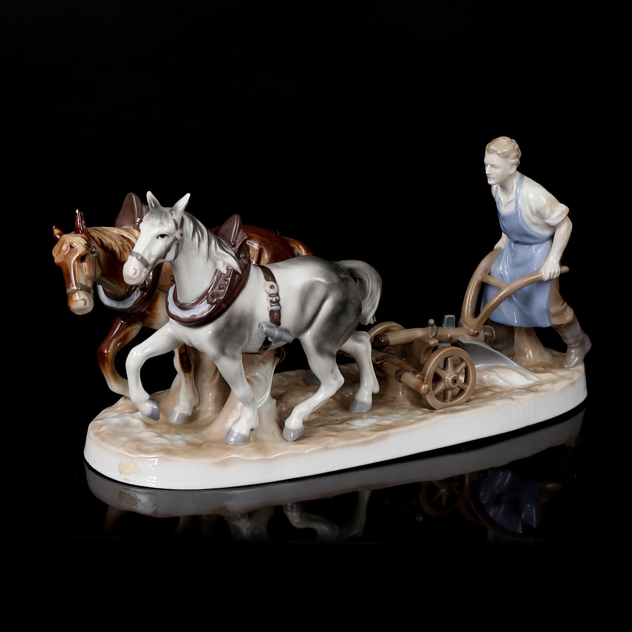 FIGURINE, Carl Scheidig porcelain factory, Gräfenthal Thüringen