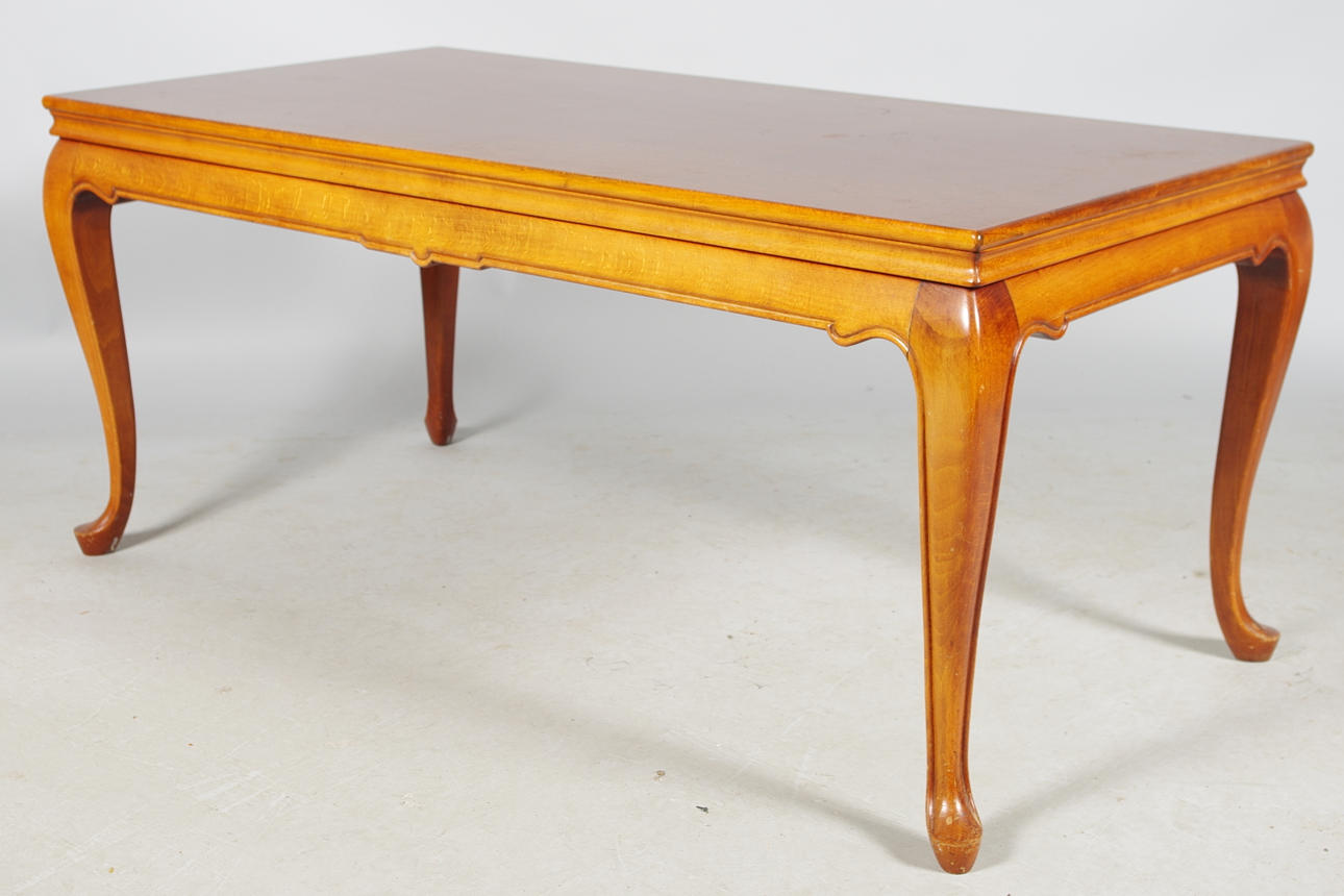 SOFFBORD, mahogny, rokokostil.