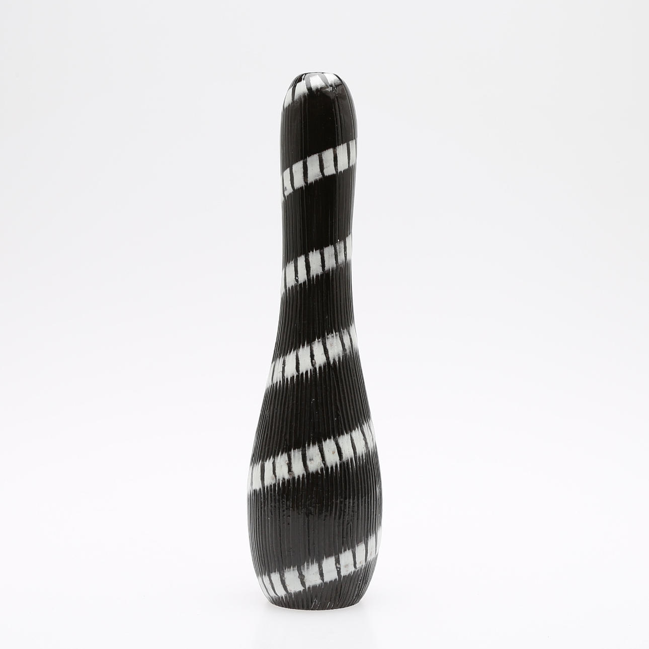 INGRID ATTERBERG. VAS, "SPIRAL" UPSALA-EKEBY, OMKRING 1950-TAL.