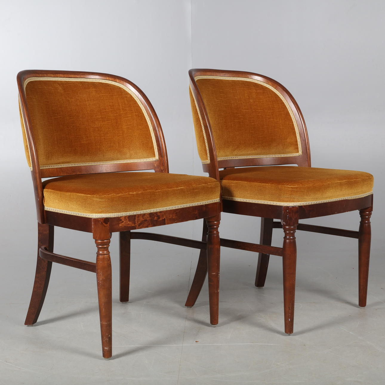 STÜHLE, ein Paar, Asko-Export, zweite Hälfte des 20. Jahrhunderts.