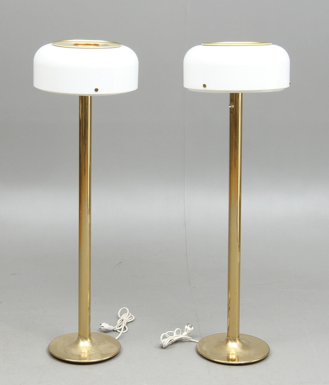 GOLVLAMPOR, ett par, "Knubbling", Anders Pehrson, Ateljé Lyktan, Åhus.