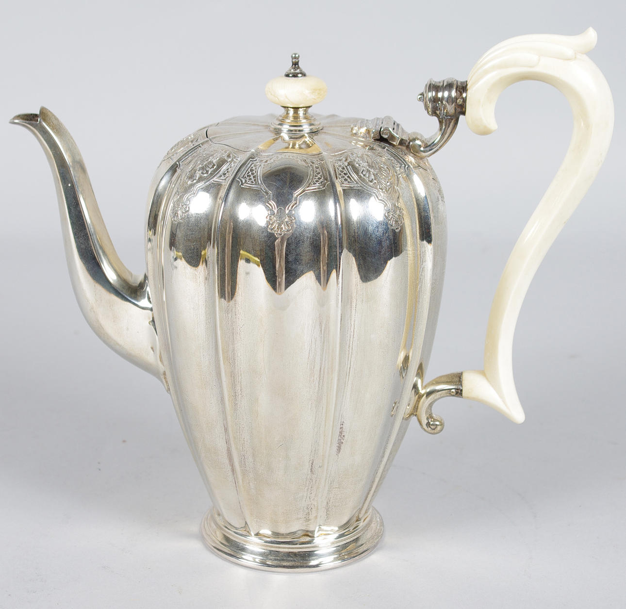 KAFFEKANNA, silver, England, 1800-talets mitt.