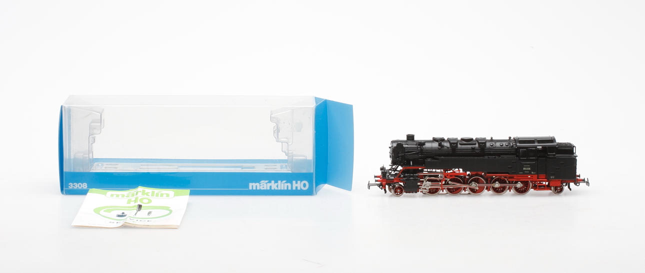 MODELLTÅG, Märklin lok 3308.
